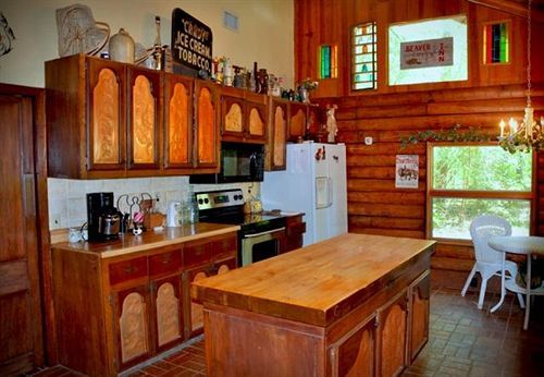 Texas Forest Country Retreat Huntington Exteriör bild